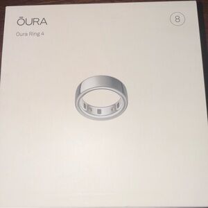 Oura Silver Ring 4 - Polished Smart Ring